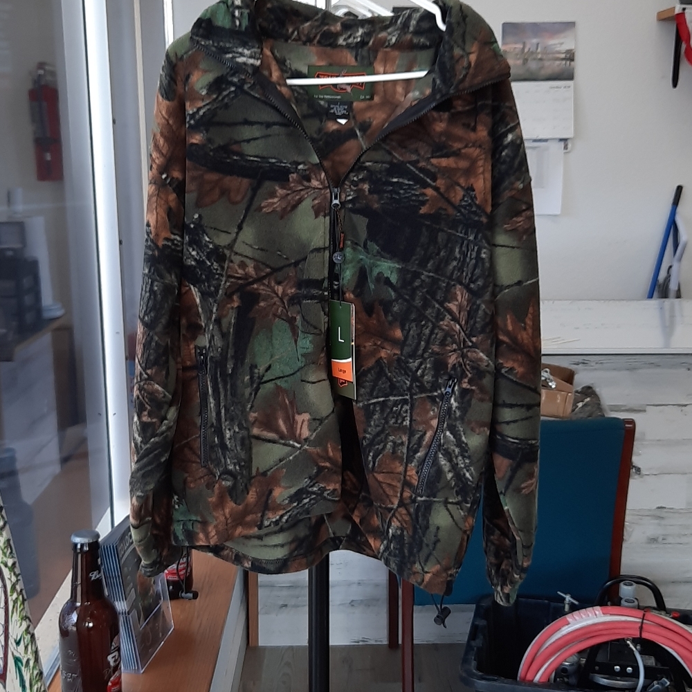 Mens Fleece jackets Size M GREAT GIFT
